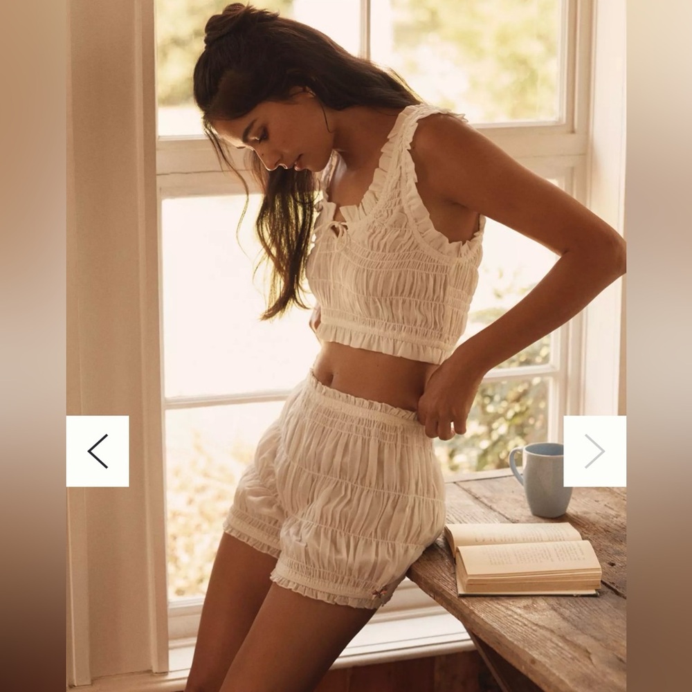 💜Anthropologie Sheer Ruffle Lounge Set – Bralette M & Shorts L
